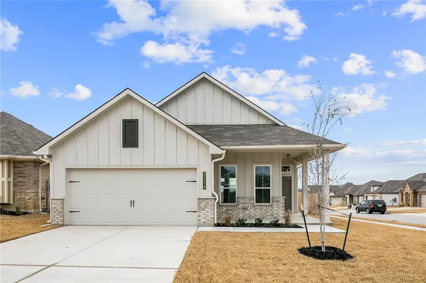 $2,250 | 2219 Johnny Lyon Court, Bryan, TX 77807