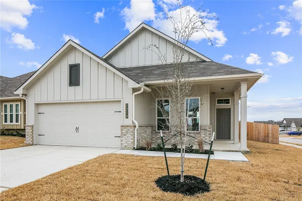 $2,250 | 2219 Johnny Lyon Court, Bryan, TX 77807