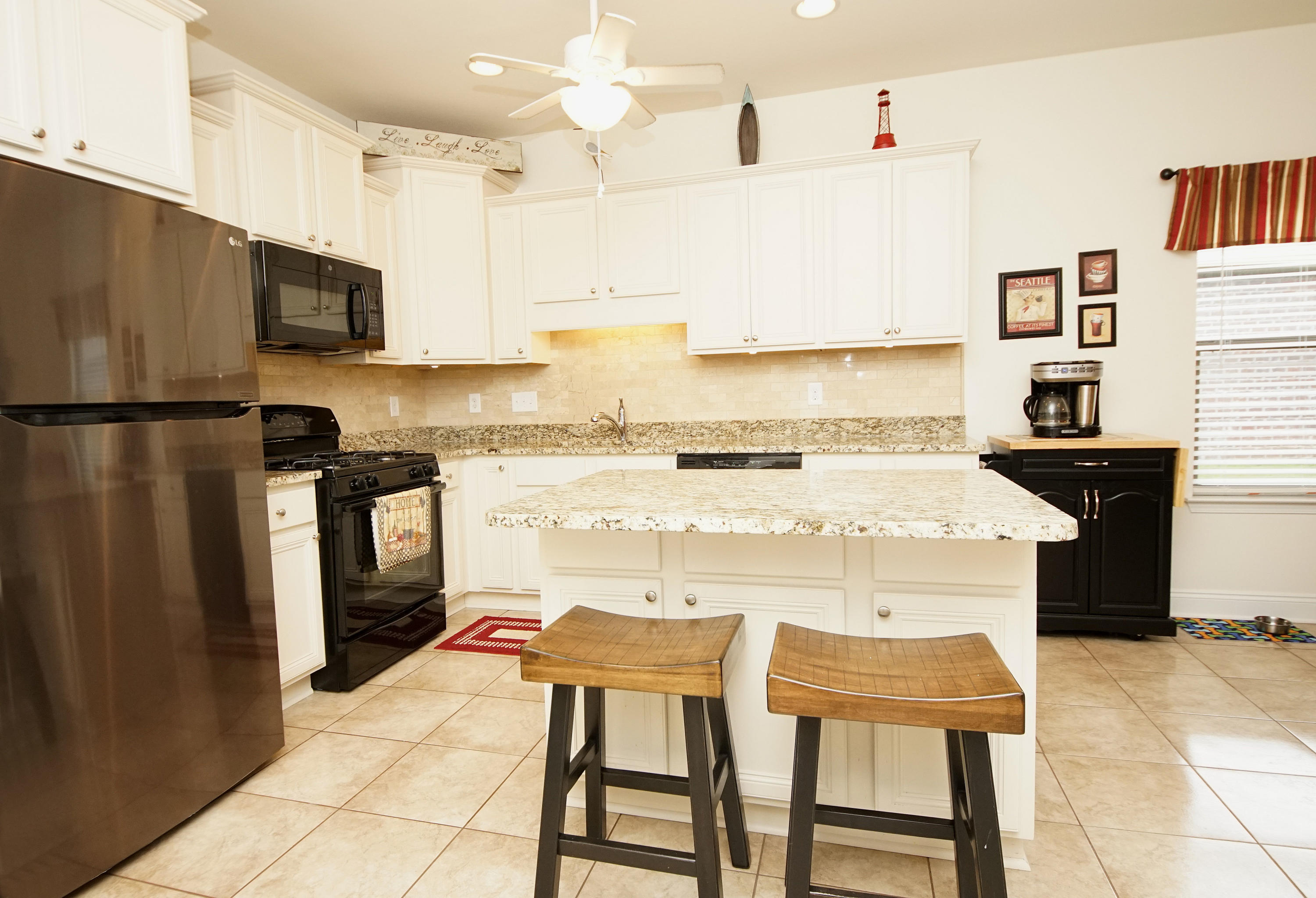 333 Whitman Way Freeport, FL 32439 - Photo 4 of 33 Gallery Image 4
