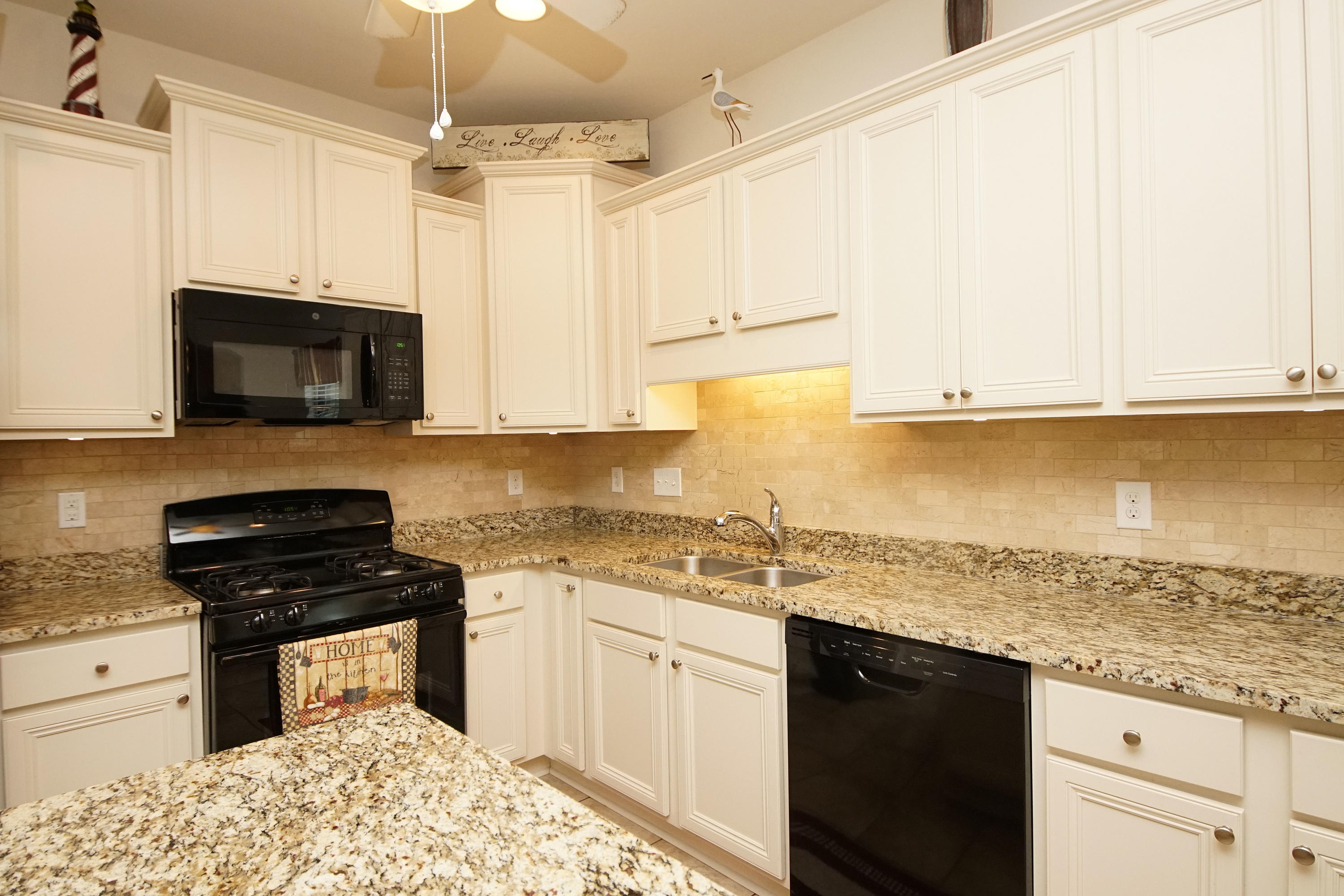 333 Whitman Way Freeport, FL 32439 - Photo 7 of 33 Gallery Image 7