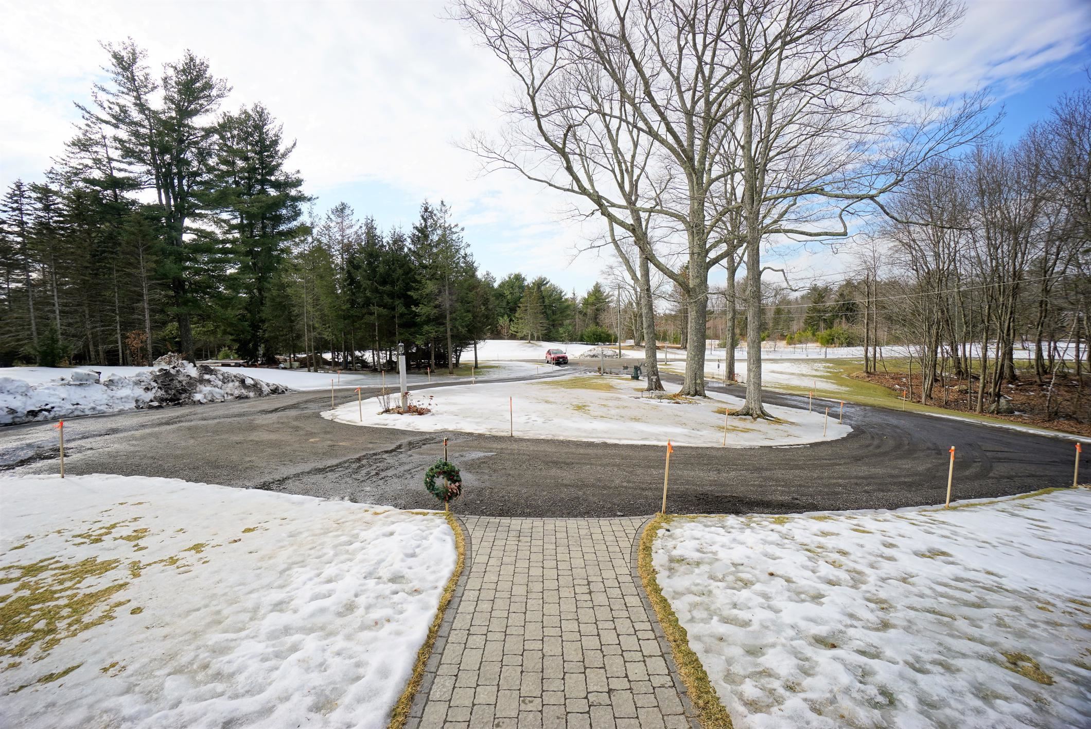 364 Sandown Road Fremont, NH 03044 - Photo 36 of 40