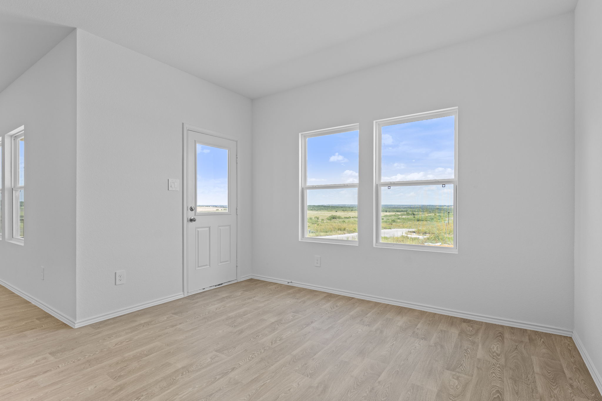 175 Arnold Loop Kyle, TX 78640 - Photo 12 of 40