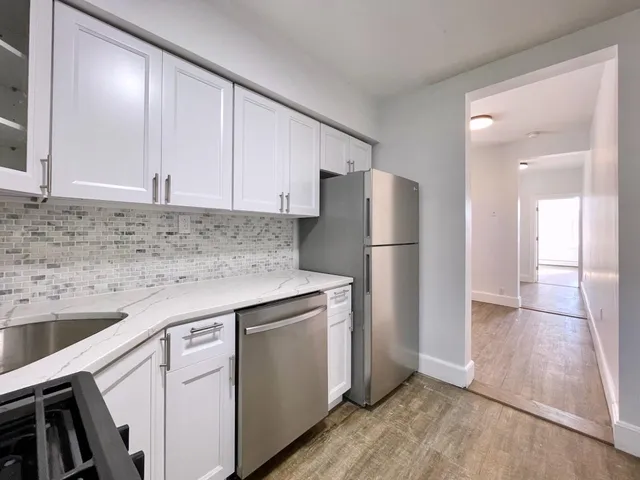 $1,990 | 212 15th Street, Unit 5, Jersey City, NJ 07310