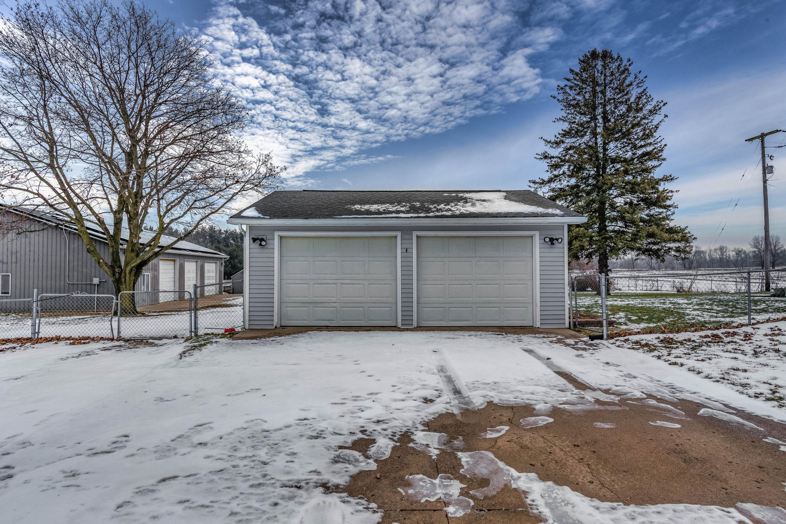 3760 Pickett Road Albion, MI 49224 - Photo 4 of 42 3