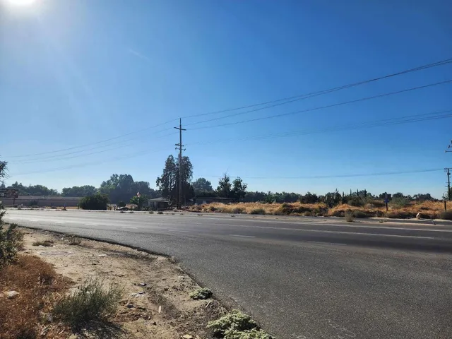 $1,199,000 | 17689 Manning Avenue, Reedley, CA 93654