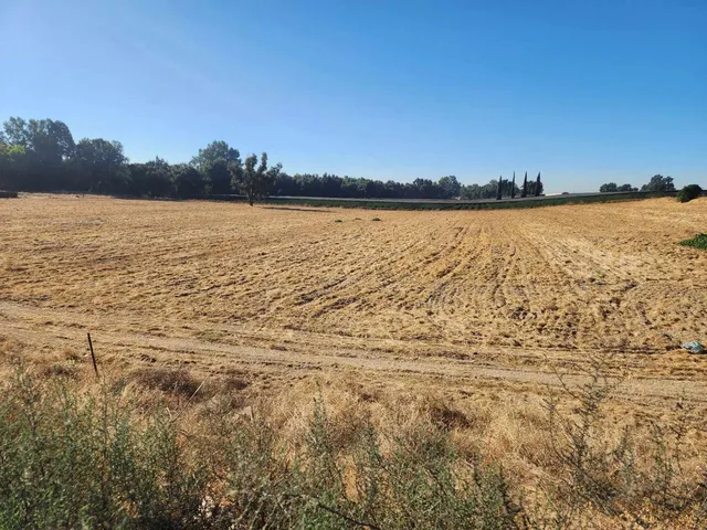 $1,199,000 | 17689 Manning Avenue, Reedley, CA 93654