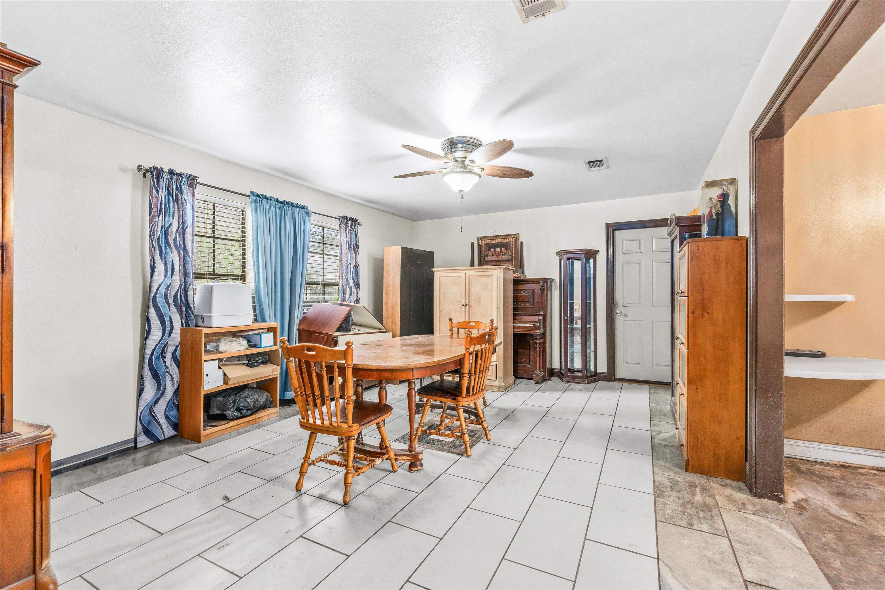 11336 Sheets Road Gonzales, LA 70737 - Photo 5 of 15 Gallery Image 5