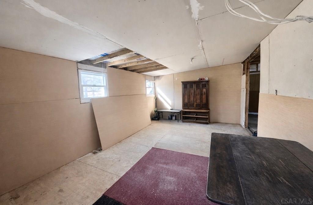 507 Mowry Road Manns Choice, PA 15550 - Photo 4 of 9