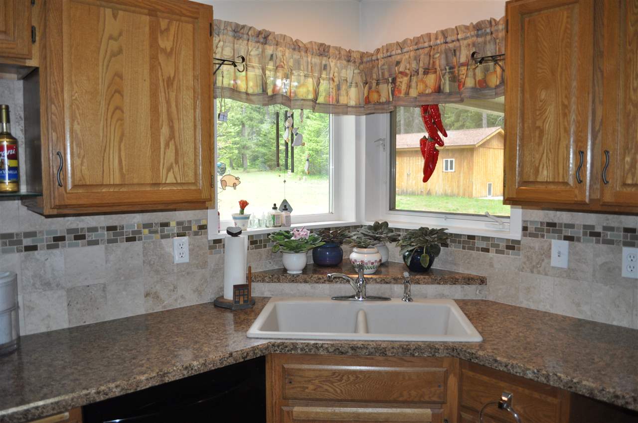 8240 Scotia Road Newport, WA 99156 - Photo 6 of 20 Gallery Image 6