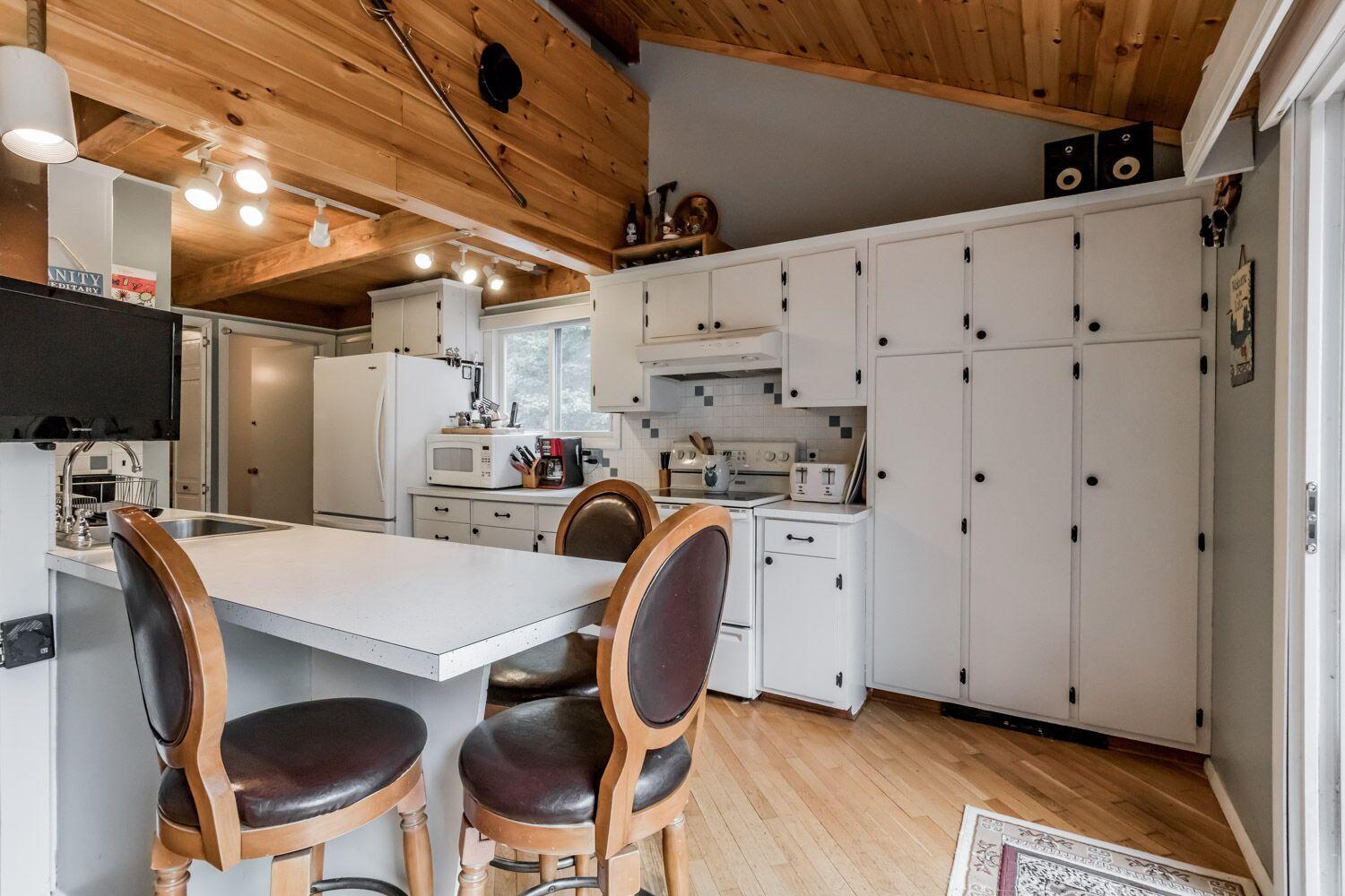112 Lone Pine Road North Waterboro, ME 04061 - Photo 8 of 53 112 6