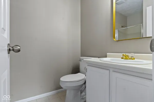 $189,500 | 6047 South Bay Drive, Indianapolis, IN 46250