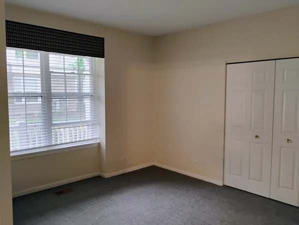 $2,800 | 1128 Georgetown Way, Unit 1128, Vernon Hills, IL 60061