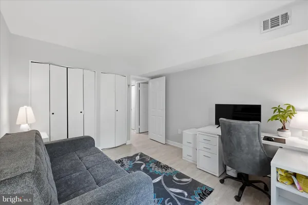 $336,000 | 9731 Kings Crown Court, Unit 102, Fairfax, VA 22031