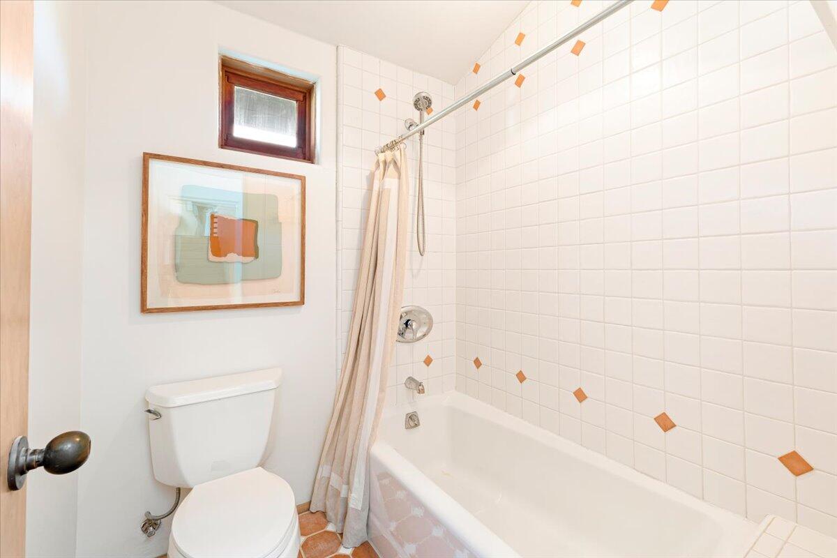 4808 Ogram Road Santa Barbara, CA 93105 - Photo 32 of 45 Lower Bath
