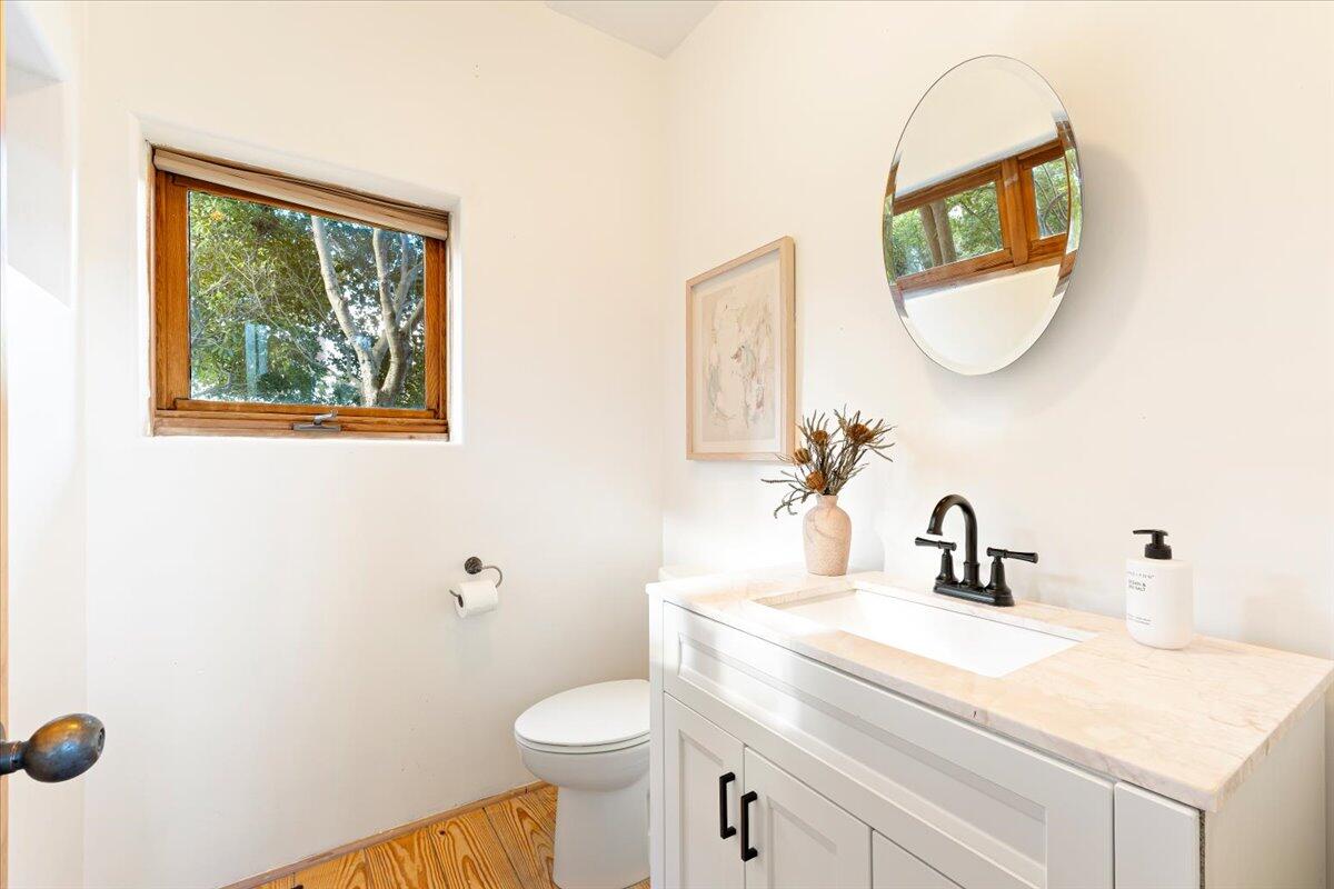4808 Ogram Road Santa Barbara, CA 93105 - Photo 33 of 45 Half Bath