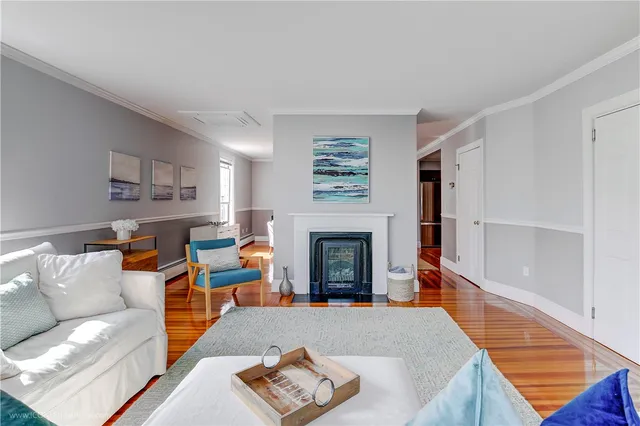 $8,350 | 32 Catherine Street, Unit B, Newport, RI 02840