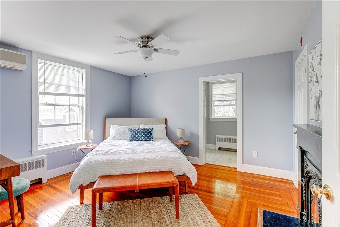 32 Catherine Street, Unit B Newport, RI 02840 - Photo 16 of 32 Guest Bedroom