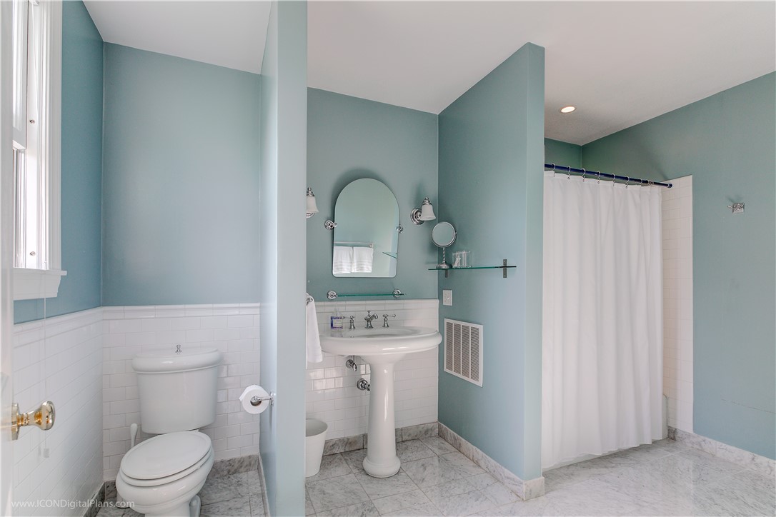 32 Catherine Street, Unit B Newport, RI 02840 - Photo 25 of 32 Primary En Suite Bath