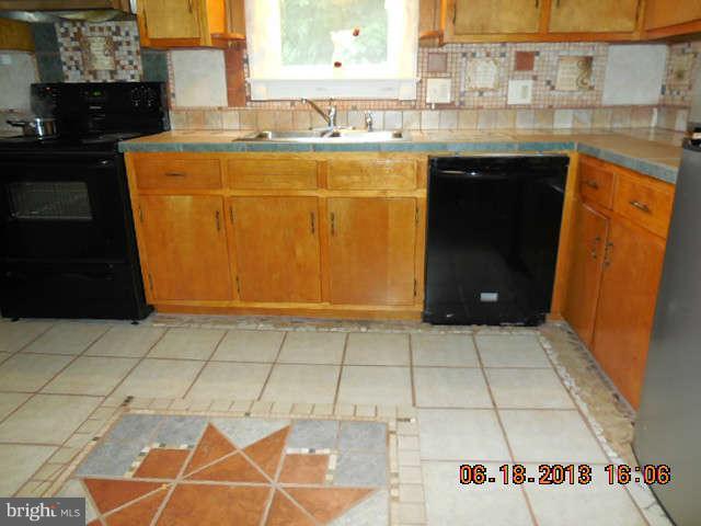443 Valley Mill Road Winchester, VA 22602 - Photo 12 of 29 Kitchen
