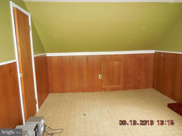 443 Valley Mill Road Winchester, VA 22602 - Photo 23 of 29 Large Upstairs