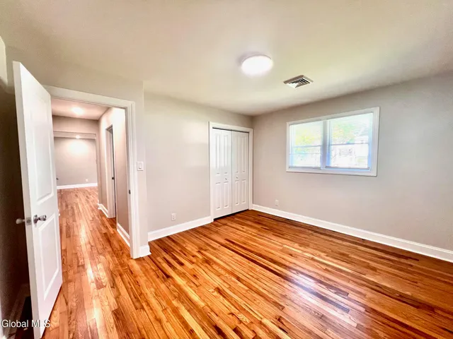 $2,800 | 19 Mordella Road, Colonie, NY 12205