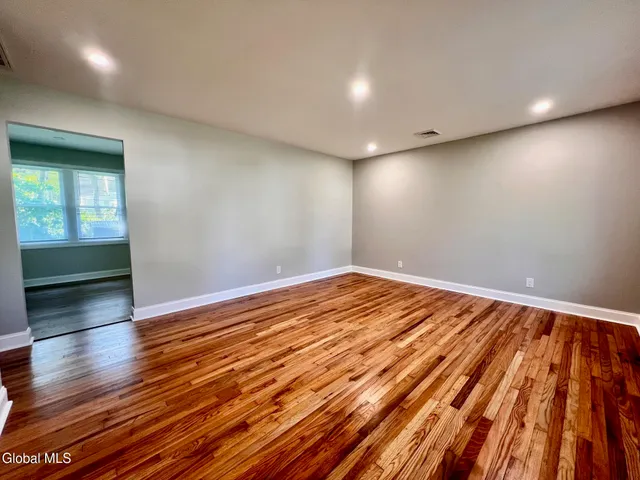 $2,800 | 19 Mordella Road, Colonie, NY 12205