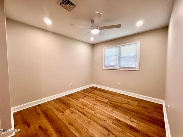 $2,800 | 19 Mordella Road, Colonie, NY 12205