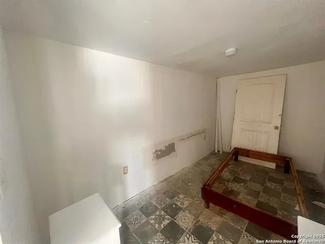 $83,000 | 1817 1/2 Lincoln Street, Laredo, TX 78040