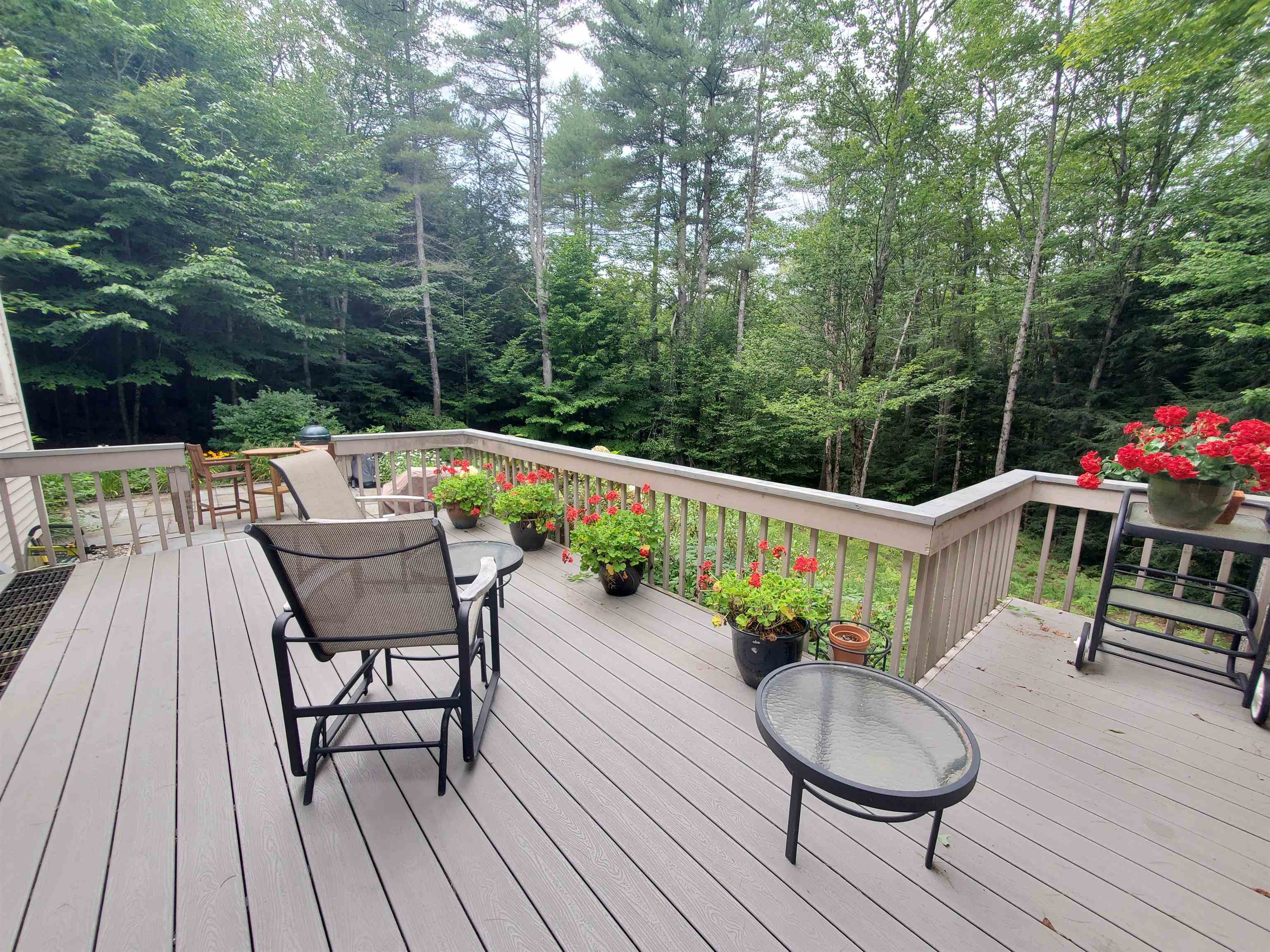 400 Bentley Road Hartford, VT 05059 - Photo 21 of 28 Gallery Image 21