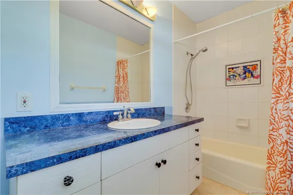$799,000 | 5439 Southeast Horseshoe Point Road, Stuart, FL 34997