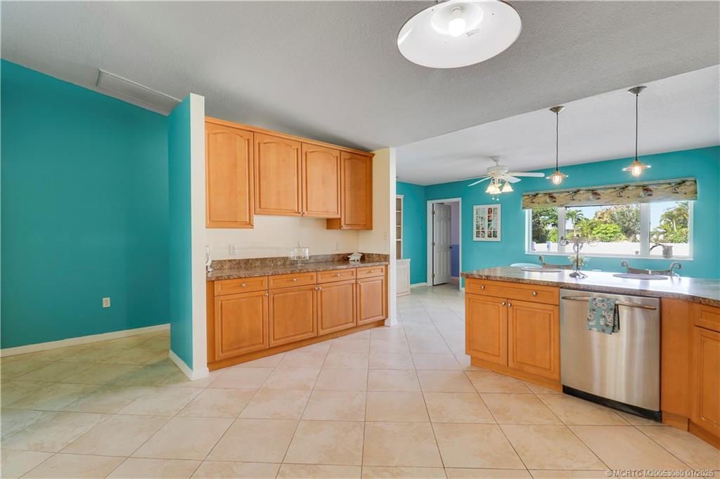 5439 Southeast Horseshoe Point Road Stuart, FL 34997 - Photo 40 of 53