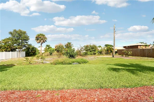 $799,000 | 5439 Southeast Horseshoe Point Road, Stuart, FL 34997