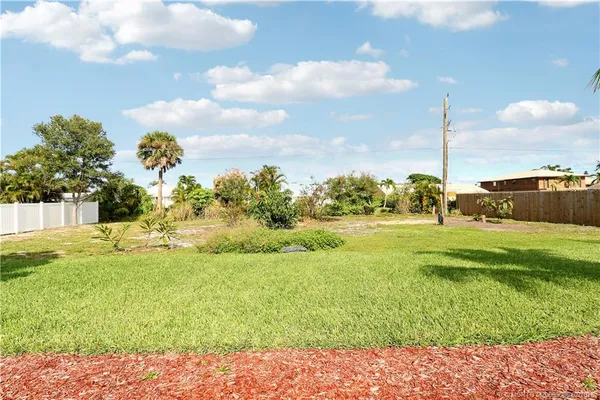 $799,000 | 5439 Southeast Horseshoe Point Road, Stuart, FL 34997