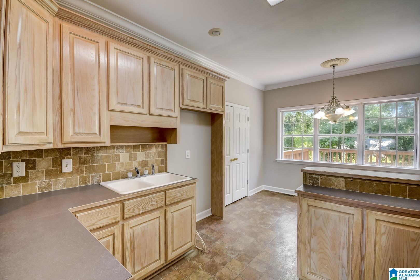 2003 Magnolia Road Leeds, AL 35094 - Photo 10 of 35