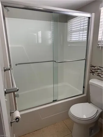 $1,250 | 7019 Cedarhurst Drive, Unit 9B, Fort Myers, FL 33919