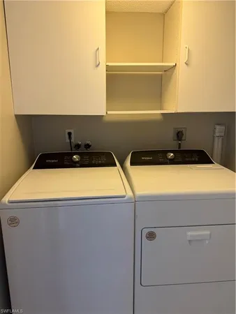 $1,250 | 7019 Cedarhurst Drive, Unit 9B, Fort Myers, FL 33919