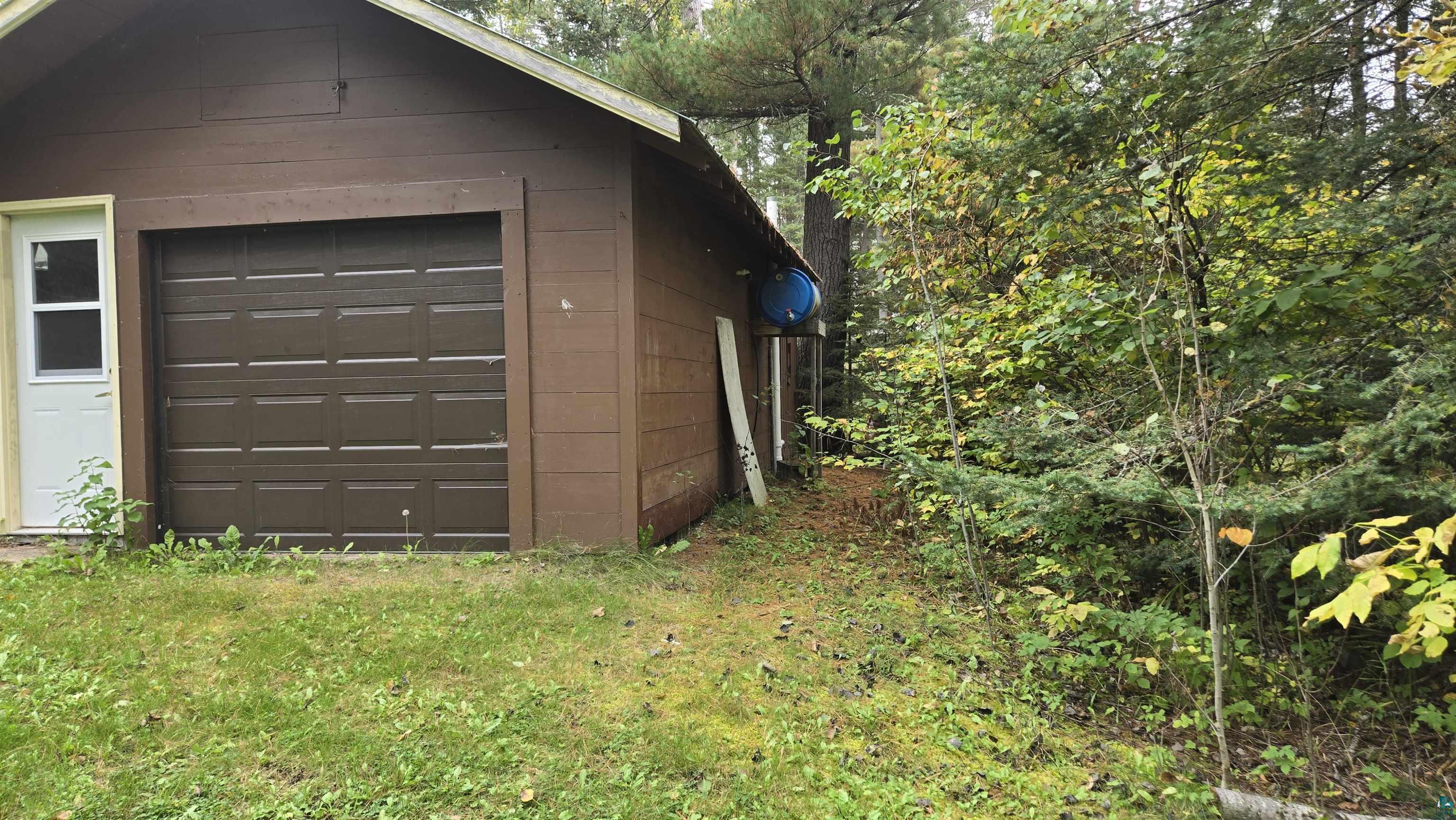 7178 Gold Mine Road Orr, MN 55771 - Photo 26 of 36 View of garage