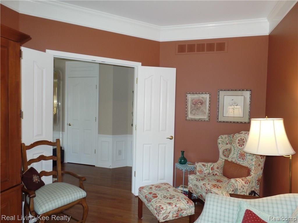 1910 Dunham Drive, Unit 11 Rochester, MI 48306 - Photo 26 of 58 SAM_1256.JPG