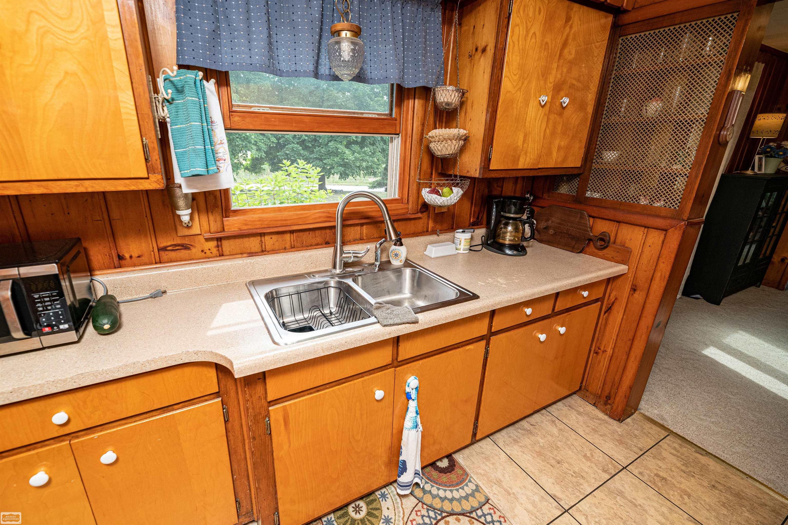 1650 Kennedy Road St. Clair, MI 48079 - Photo 12 of 34 50083909-11.JPG