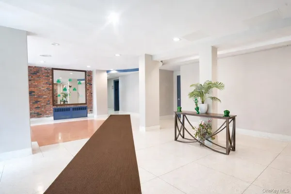 $198,888 | 68-15 Selfridge Street, Unit 6D | Forest Hills