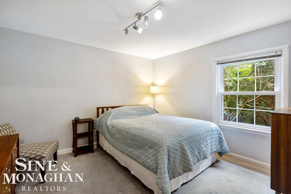 884 Hawthorne Road Grosse Pointe, MI 48236 - Photo 15 of 36 50121865-14.JPG