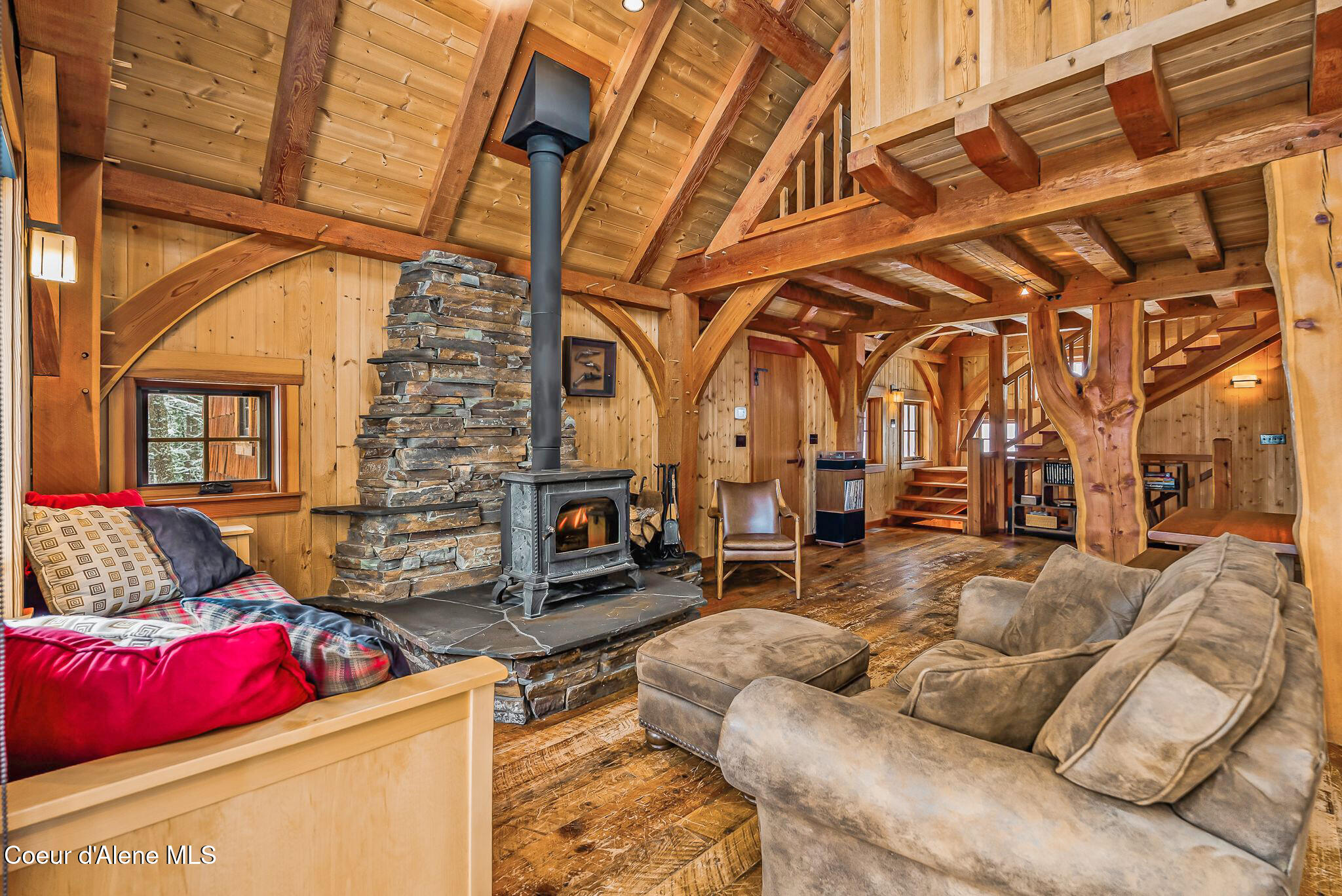 2222 Hidden Valley Road Sandpoint, ID 83864 - Photo 14 of 93 Living room