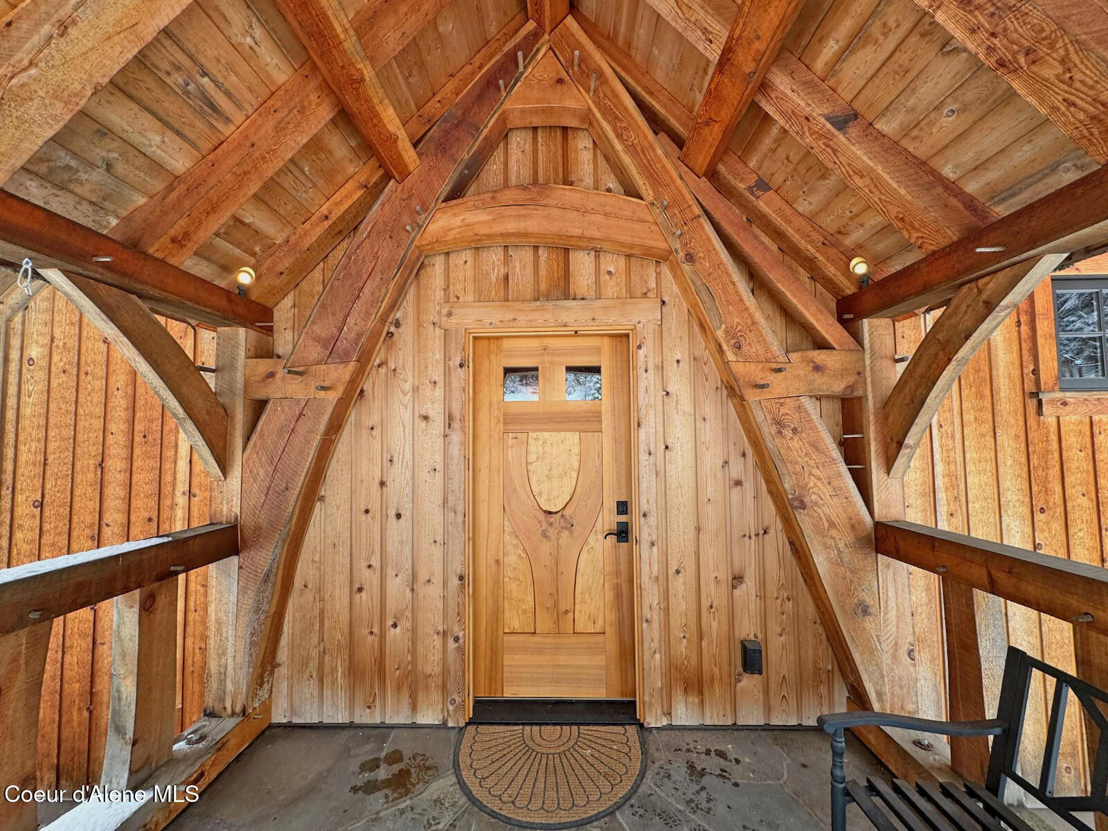 2222 Hidden Valley Road Sandpoint, ID 83864 - Photo 5 of 93 Inviting entry