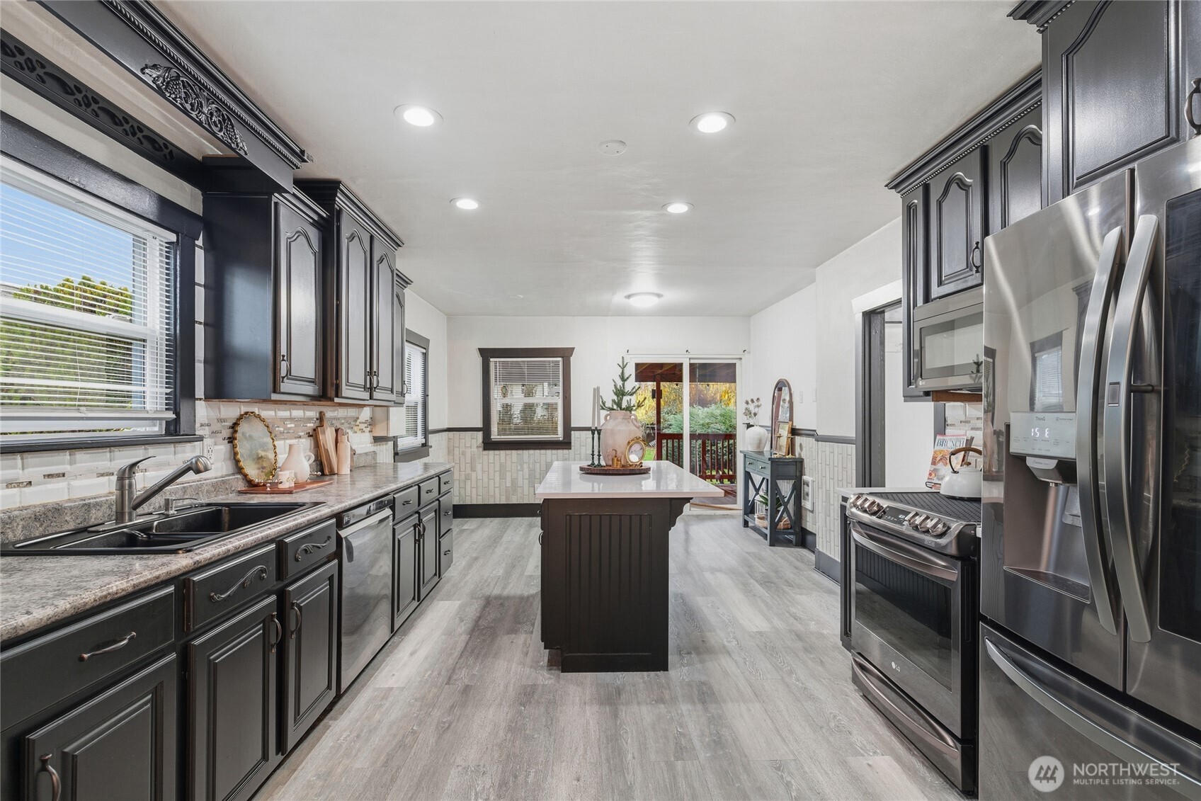 9712 Golden Given Road East Tacoma, WA 98445 - Photo 10 of 23