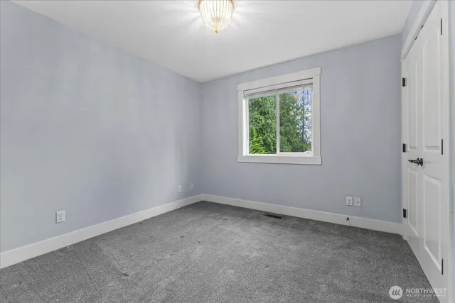 $1,199,950 | 9811 192nd Avenue East, Bonney Lake, WA 98391