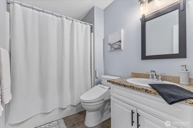 $1,199,950 | 9811 192nd Avenue East, Bonney Lake, WA 98391