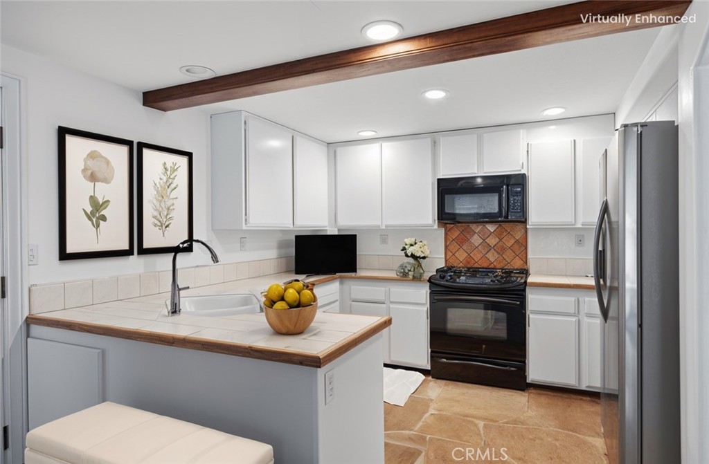 6609 Poppyview Drive Oak Park, CA 91377 - Photo 14 of 43 digitally altered image