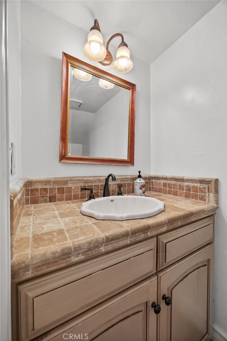 6609 Poppyview Drive Oak Park, CA 91377 - Photo 16 of 43