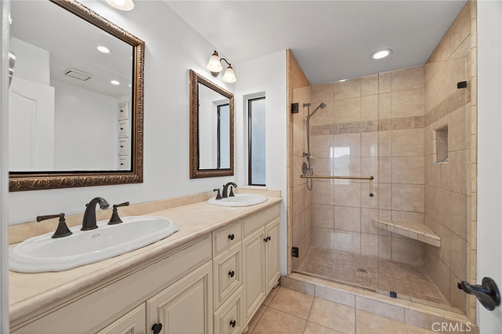 6609 Poppyview Drive Oak Park, CA 91377 - Photo 21 of 43