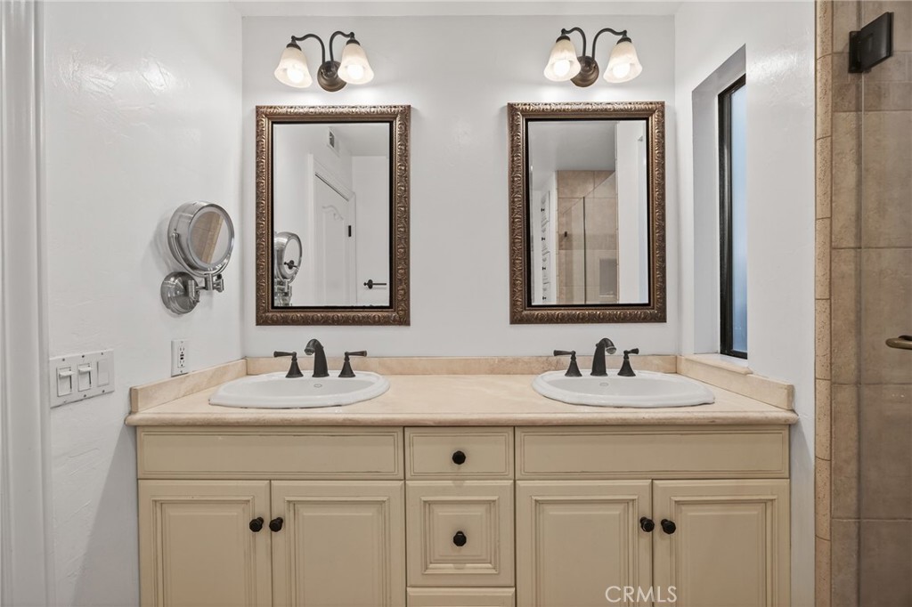 6609 Poppyview Drive Oak Park, CA 91377 - Photo 23 of 43